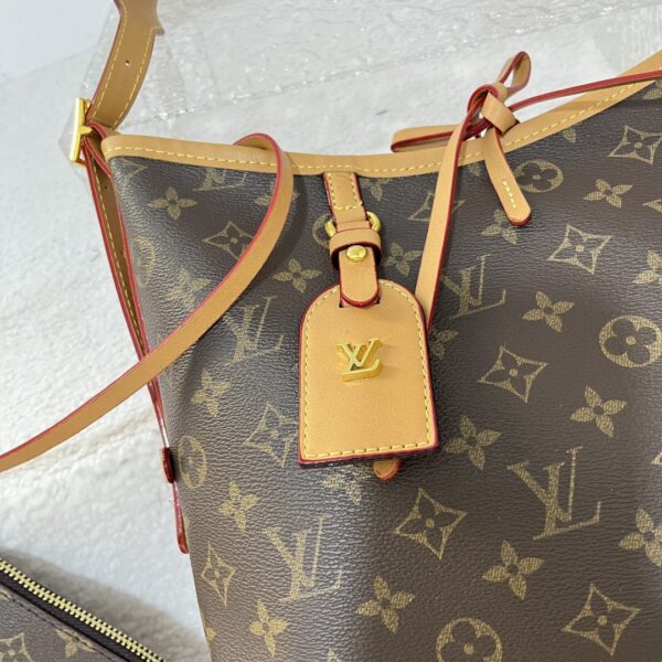 Louis Vuitton Shoulder Handbag