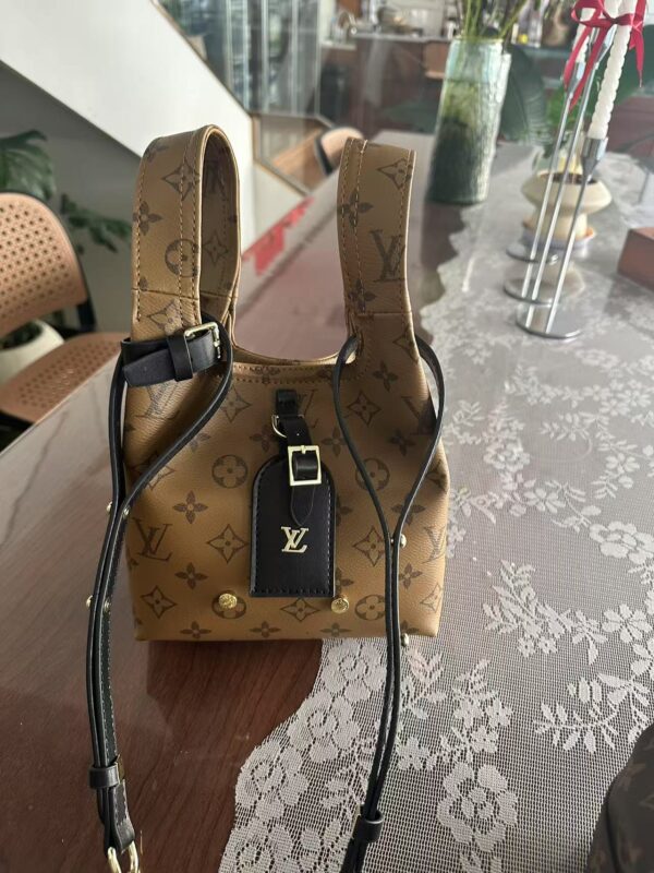 Louis Vuitton Tote Bag