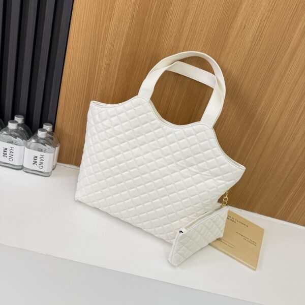 Saint Laurent Handbag