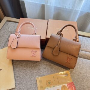 Louis Vuitton Handbag(Please specify desired color）