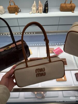 MIU MIU Handbag